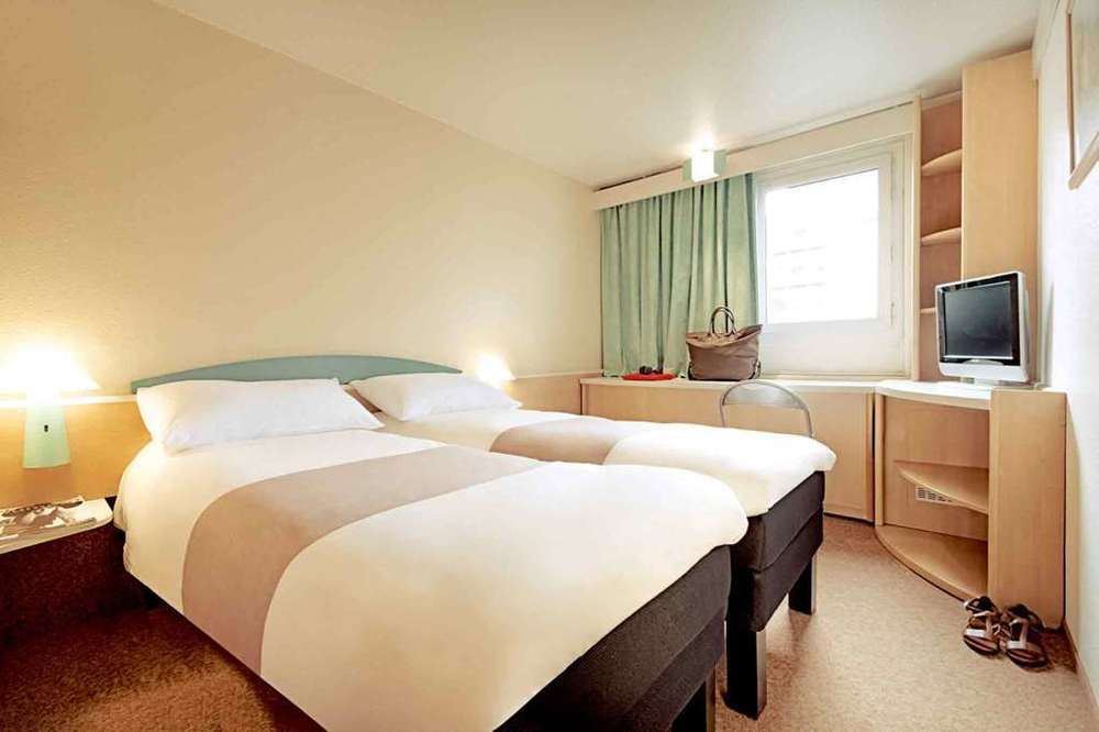 Ibis Dieppe Le Val Druel Rum bild